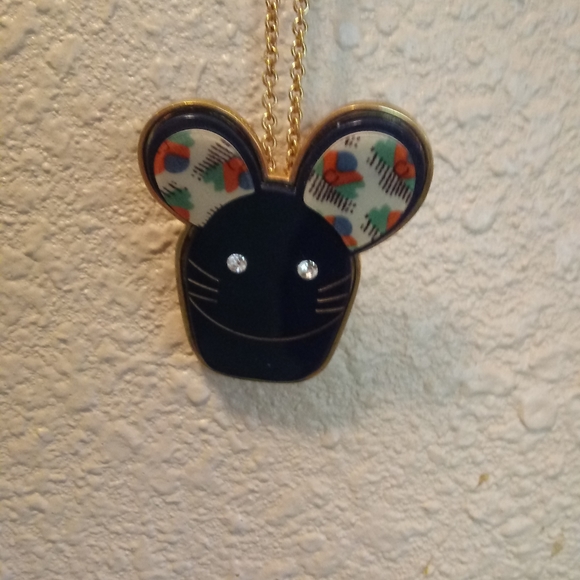 Marc Jacobs Mouse Necklace Pin. - Picture 1 of 4